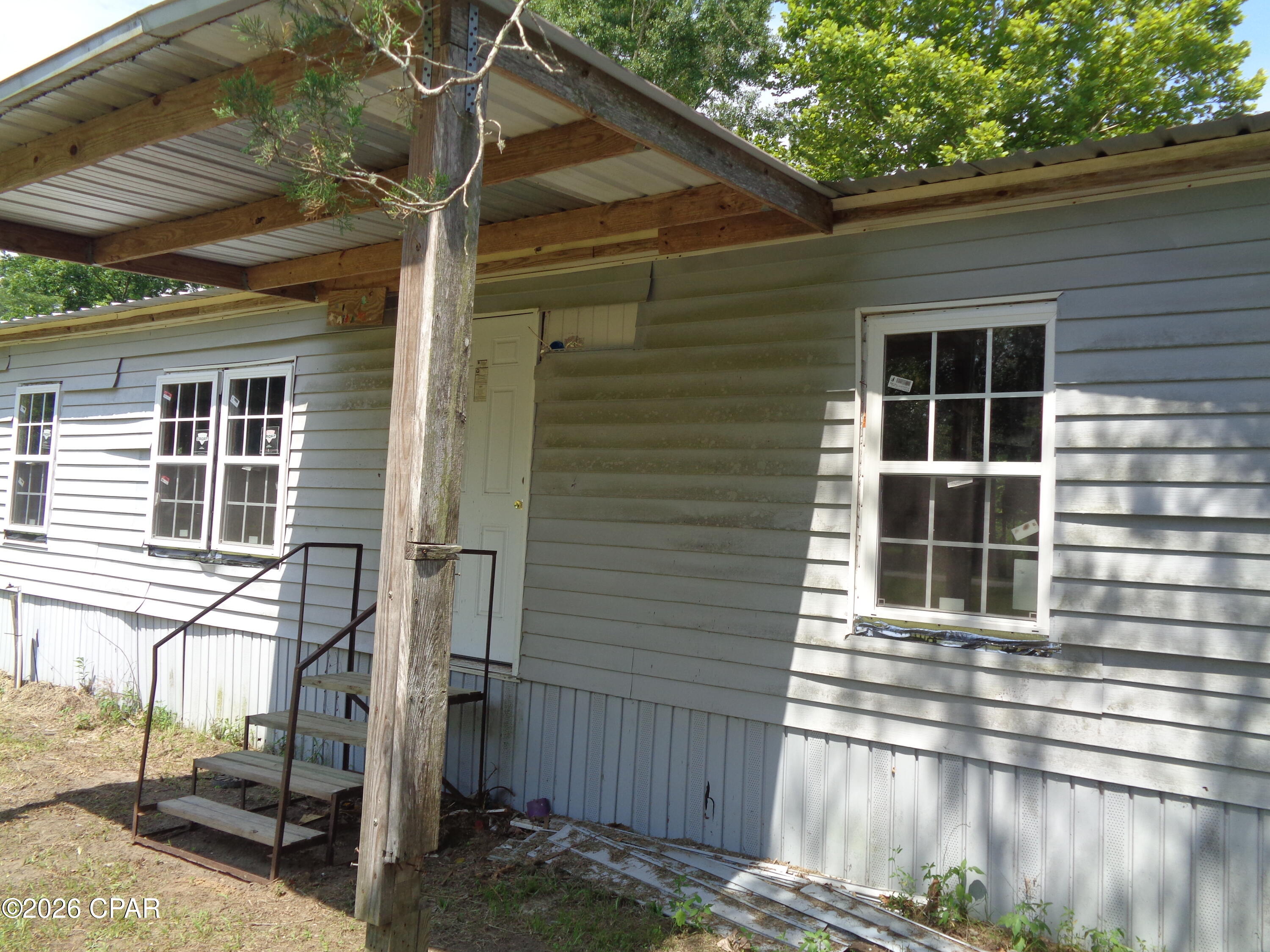 897 South 8th Street Chipley, FL 32428 - Photo 4 of 17