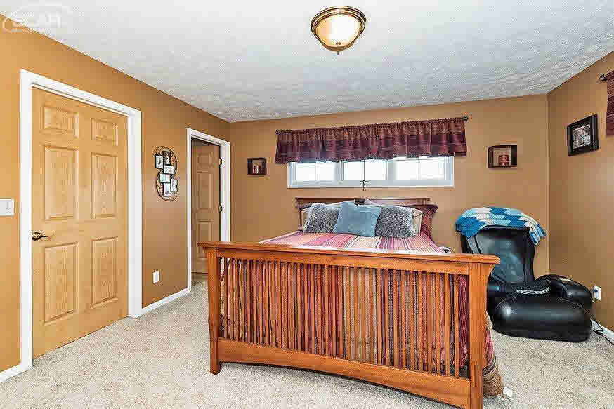 19077 Wasson Road Gregory, MI 48137 - Photo 15 of 29 21275567-14.JPG