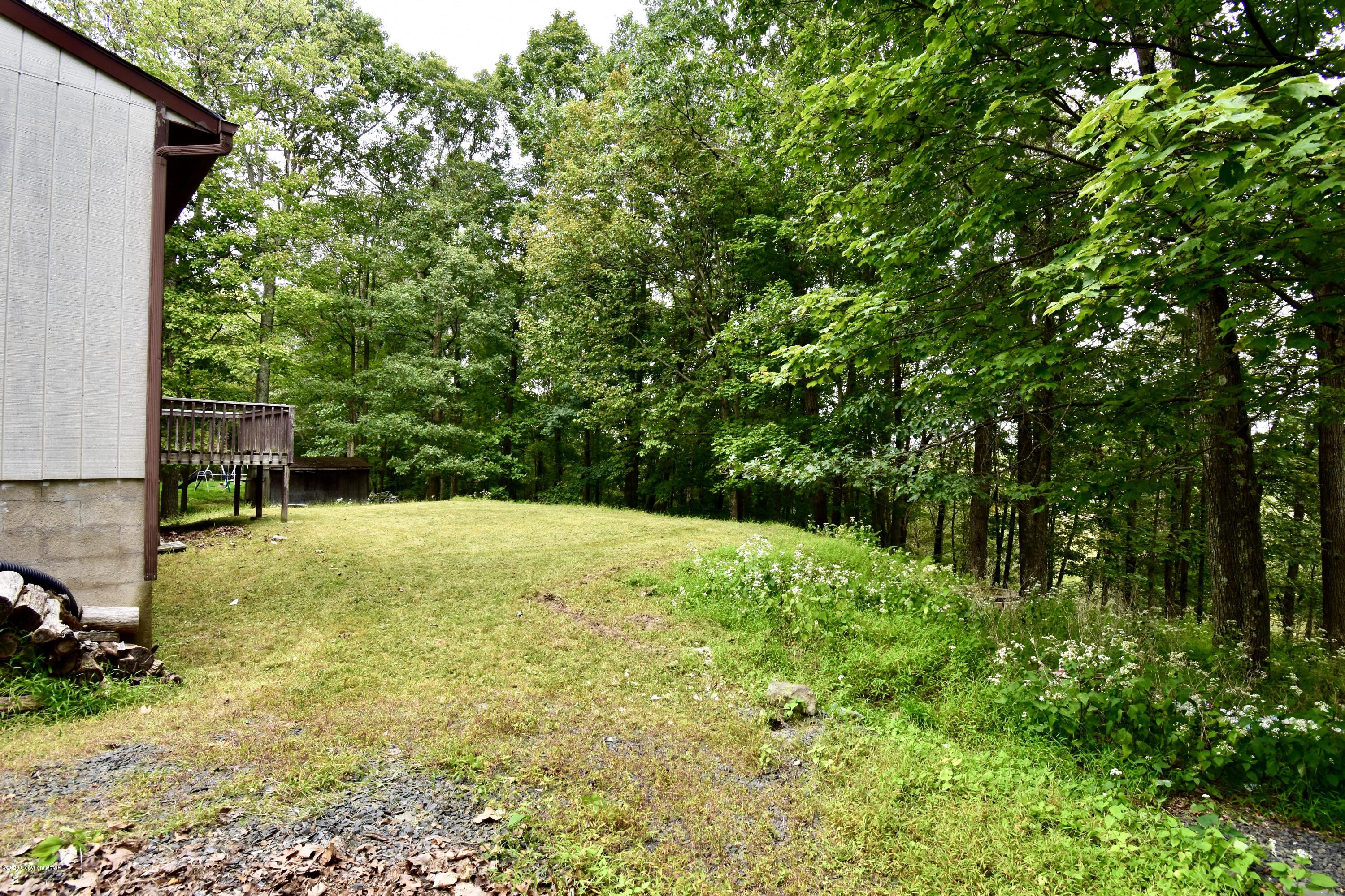 4336 Pne Rdg Drive Bushkill, PA 18324 - Photo 2 of 22 Back Yard