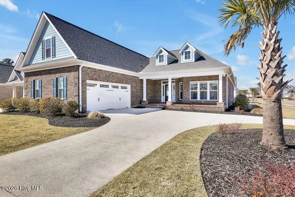 $895,000 | 2552 East Timber Crest Drive Northeast, Leland, NC 28451