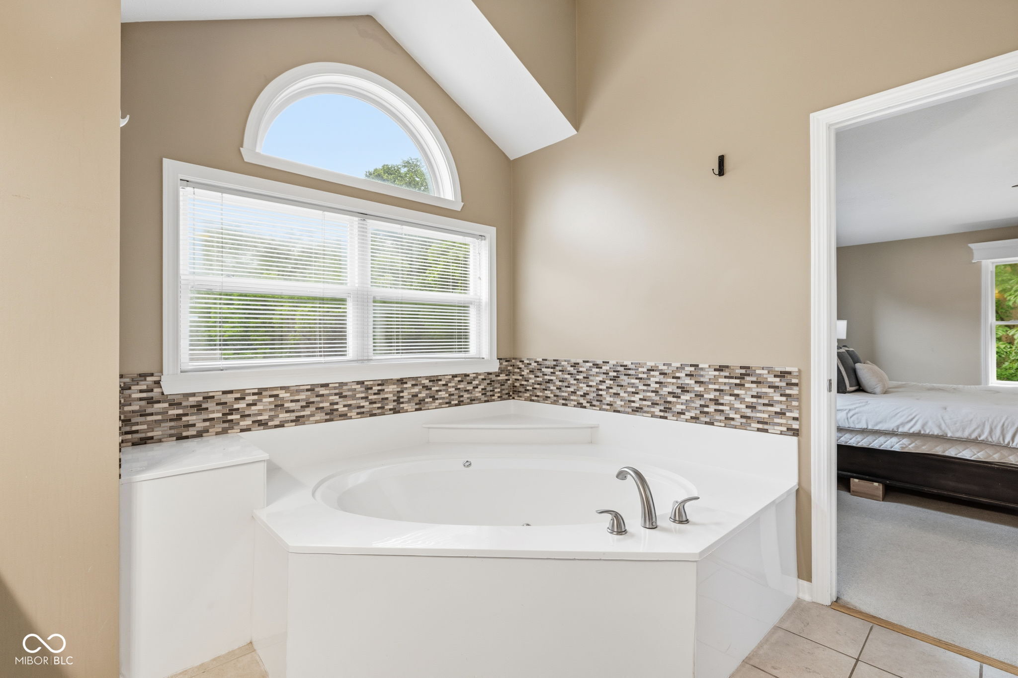 1268 Sullivans Ridge Zionsville, IN 46077 - Photo 26 of 55