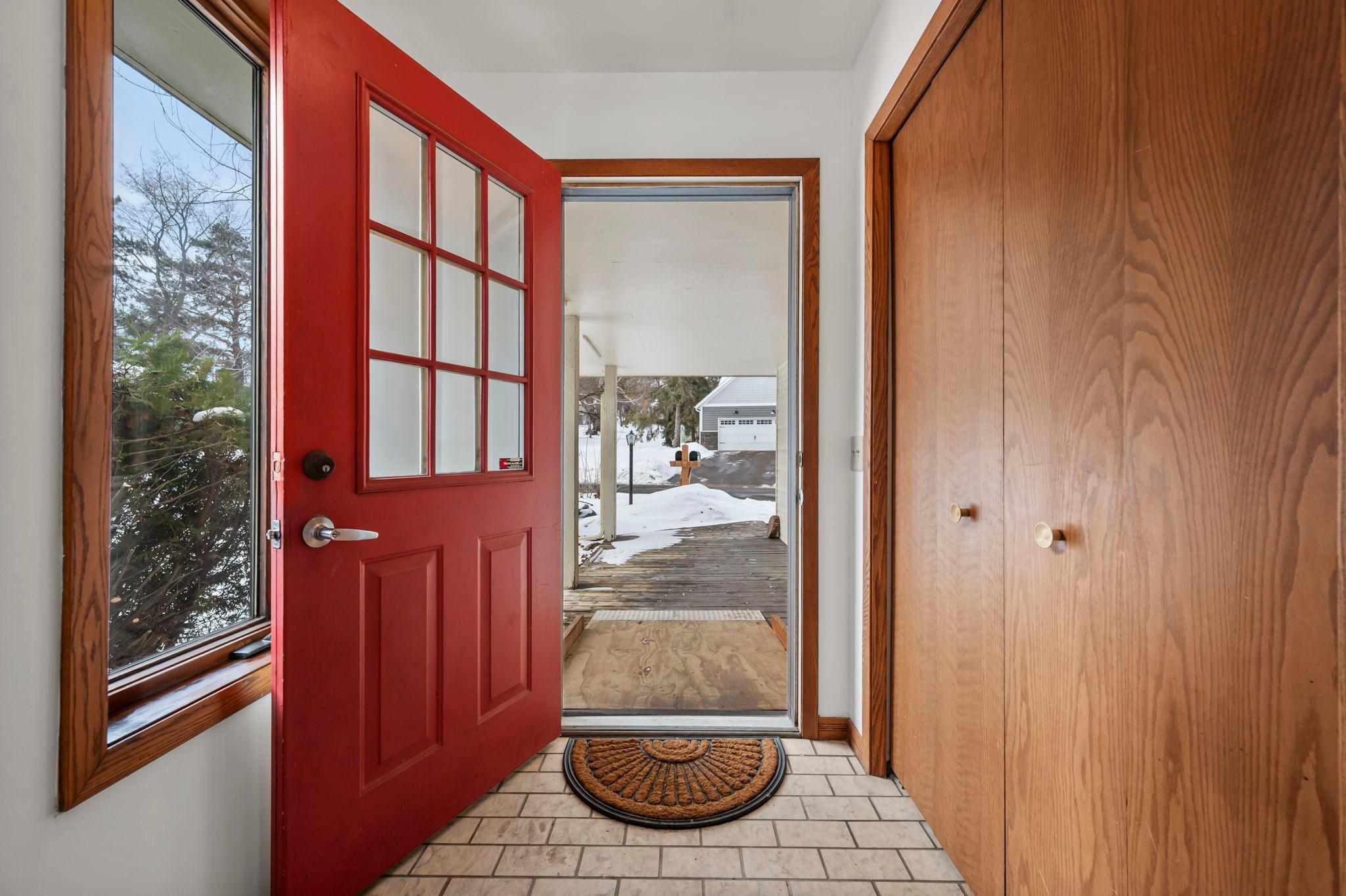 15541 Mitchell Circle Southeast Prior Lake, MN 55372 - Photo 16 of 94