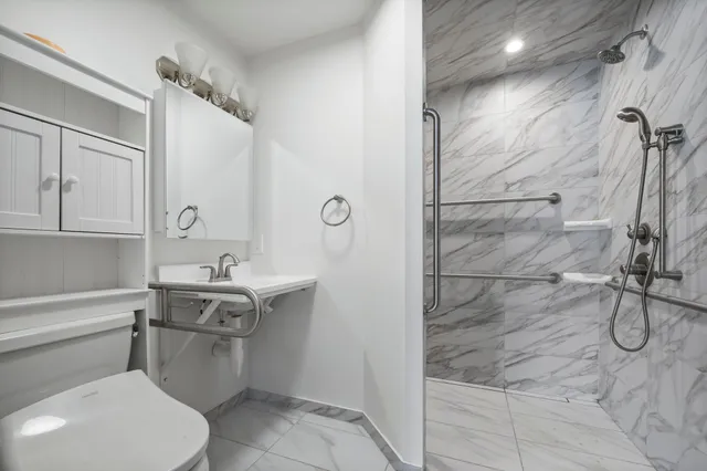 $1,100,000 | 15541 Mitchell Circle Southeast, Prior Lake, MN 55372