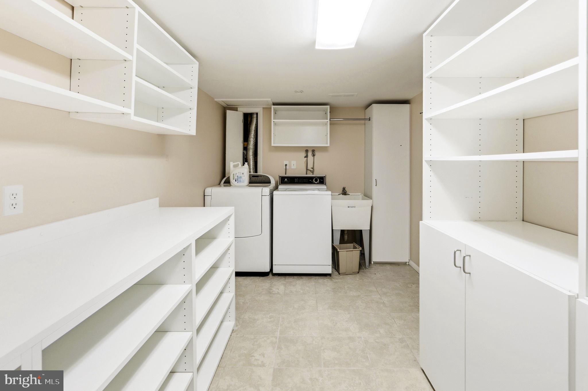 8566 Brickyard Road Potomac, MD 20854 - Photo 47 of 52 Laundry Room