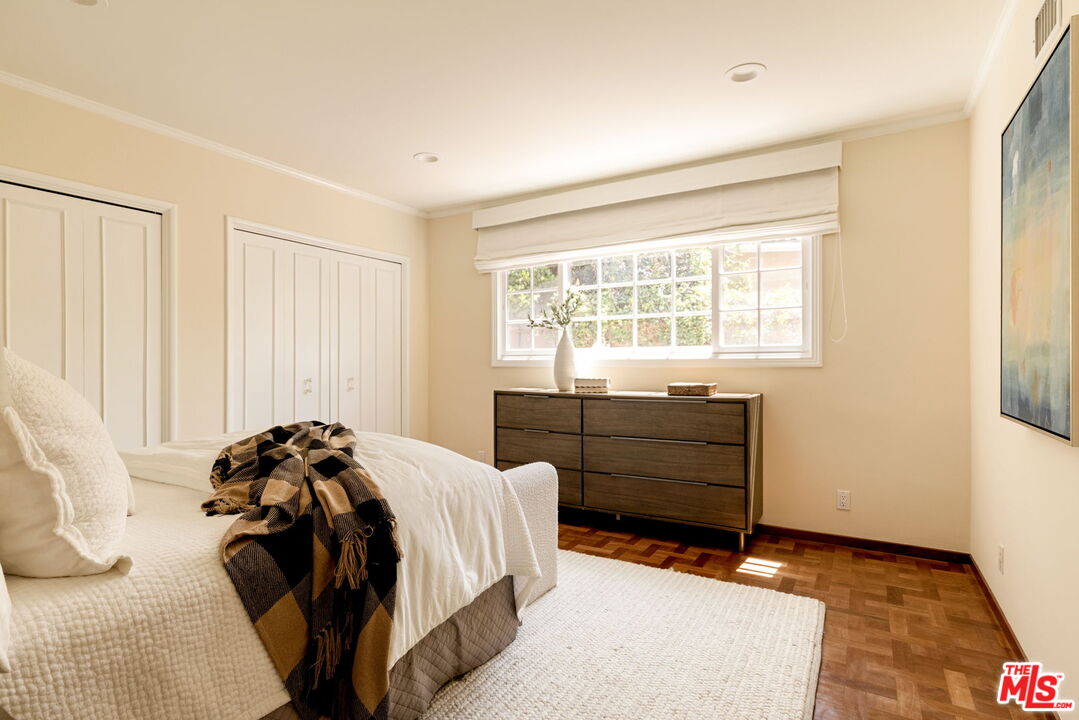1615 Stradella Road Los Angeles, CA 90077 - Photo 20 of 27