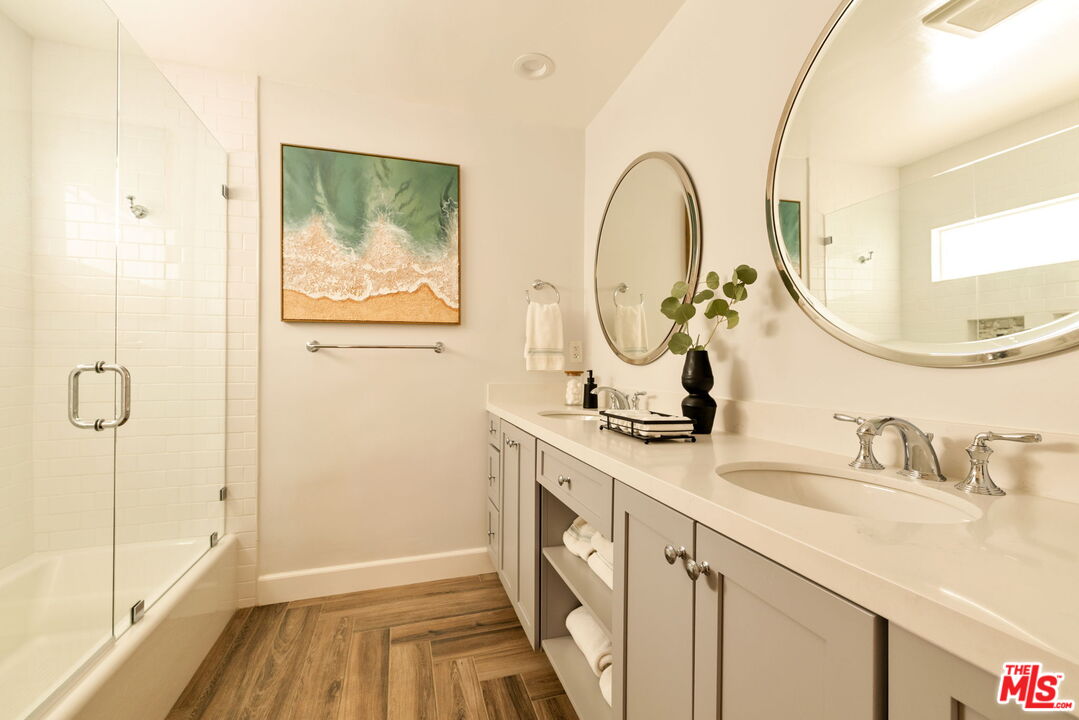 1615 Stradella Road Los Angeles, CA 90077 - Photo 21 of 27