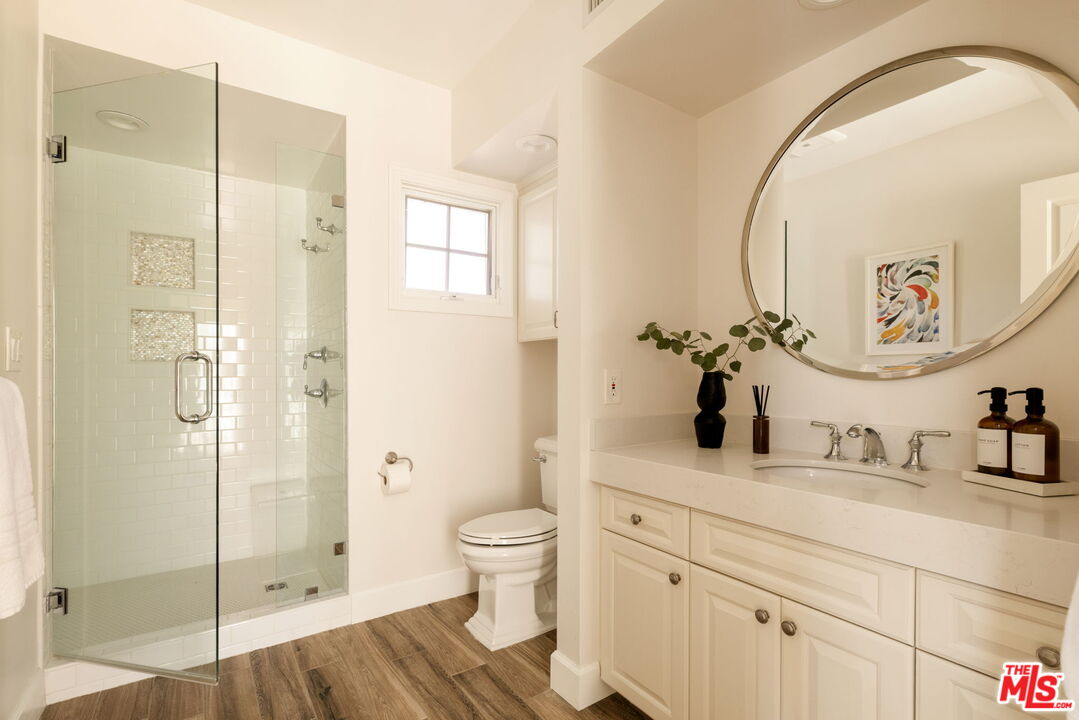 1615 Stradella Road Los Angeles, CA 90077 - Photo 23 of 27