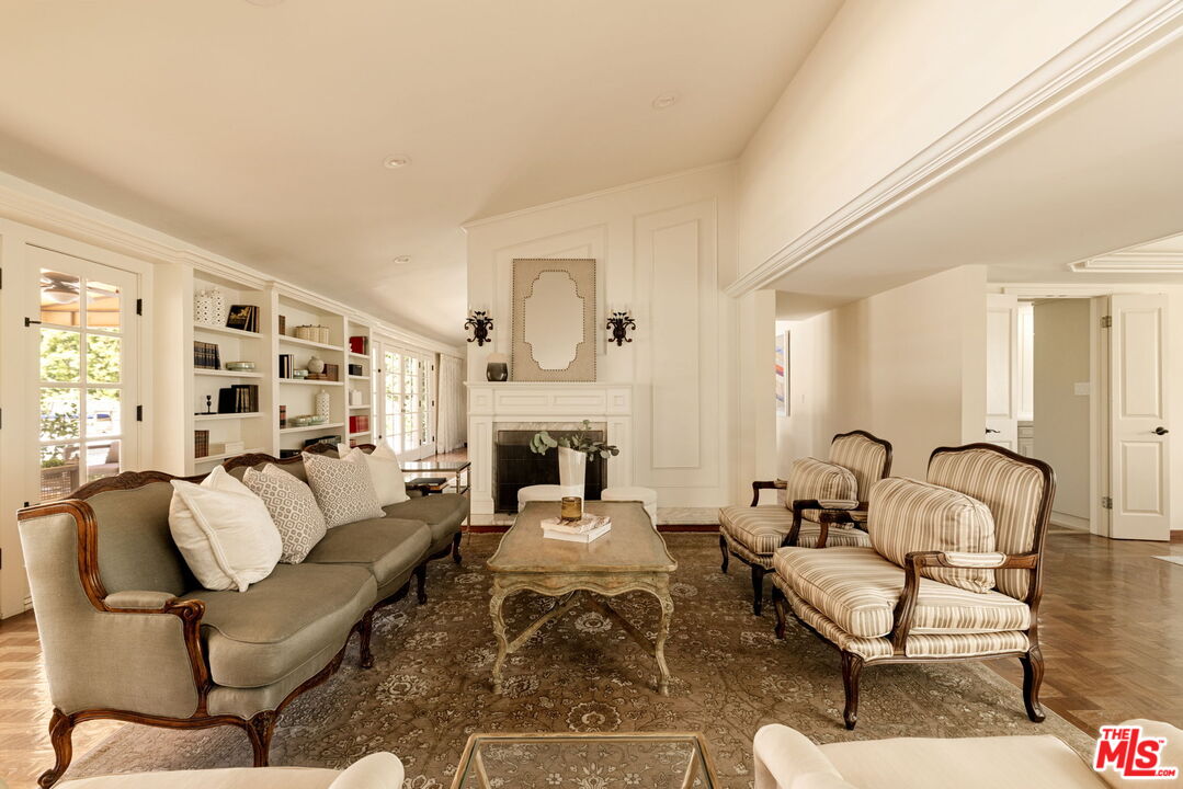 1615 Stradella Road Los Angeles, CA 90077 - Photo 5 of 27