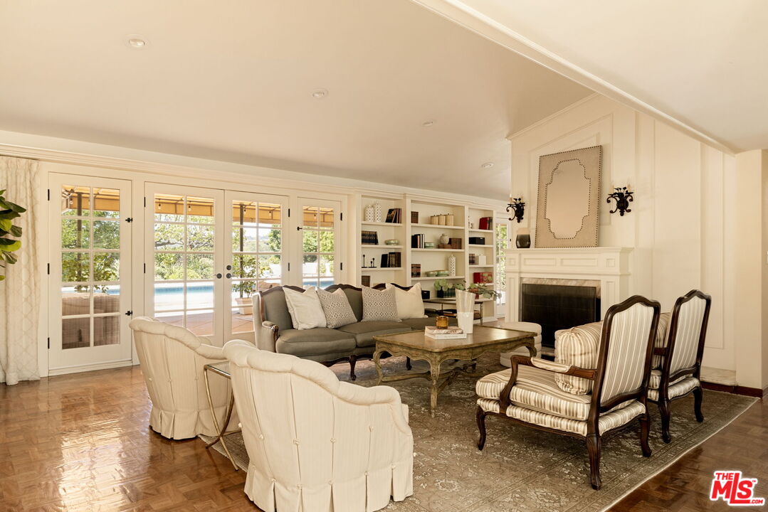 1615 Stradella Road Los Angeles, CA 90077 - Photo 6 of 27