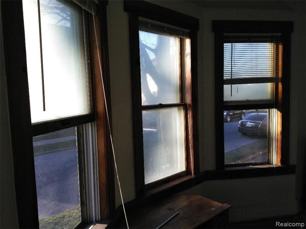 103 Batavia Street River Rouge, MI 48218 - Photo 5 of 12 BATA 4.jpg