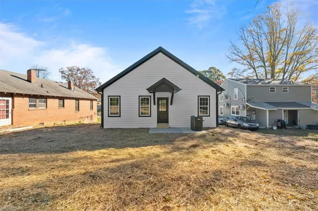 $245,000 | 402 Walnut Street, High Point, NC 27260
