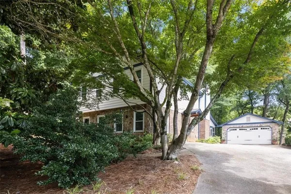 $3,100 | 4989 Kingswood Drive, Roswell, GA 30075