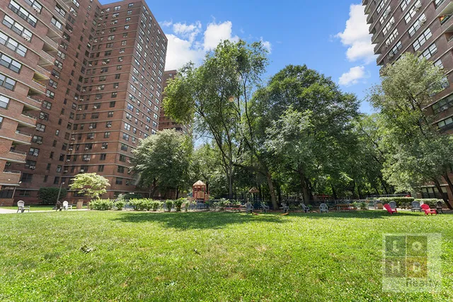 $975,000 | 383 Grand Street, Unit M705 | Lower East Side