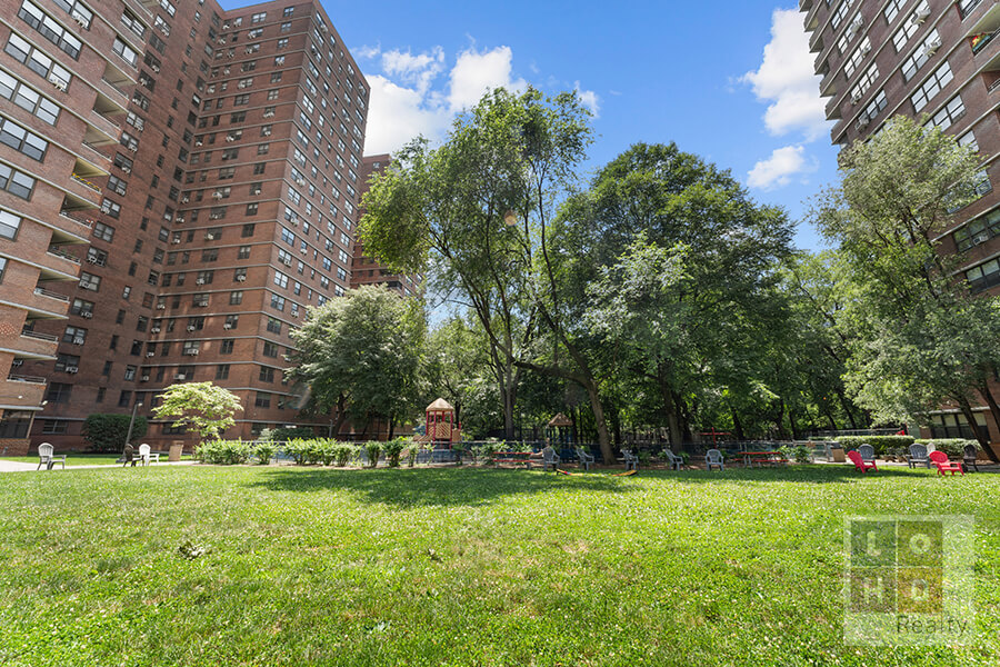 383 Grand Street, Unit M705 Manhattan, NY 10002 - Photo 18 of 25