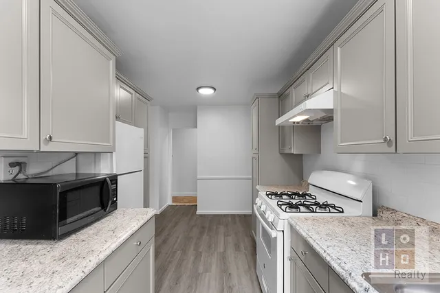 $975,000 | 383 Grand Street, Unit M705 | Lower East Side