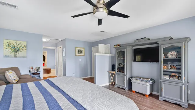 $450,000 | 825 Country Club Drive, DeFuniak Springs, FL 32435