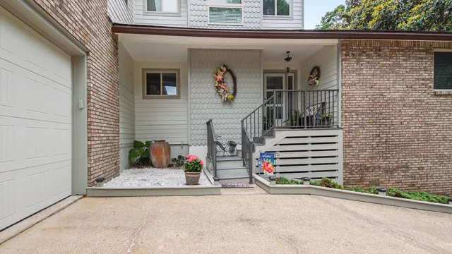 $450,000 | 825 Country Club Drive, DeFuniak Springs, FL 32435