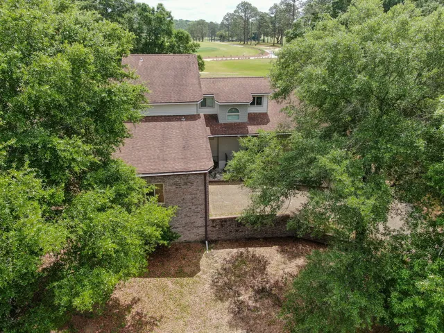 $450,000 | 825 Country Club Drive, DeFuniak Springs, FL 32435