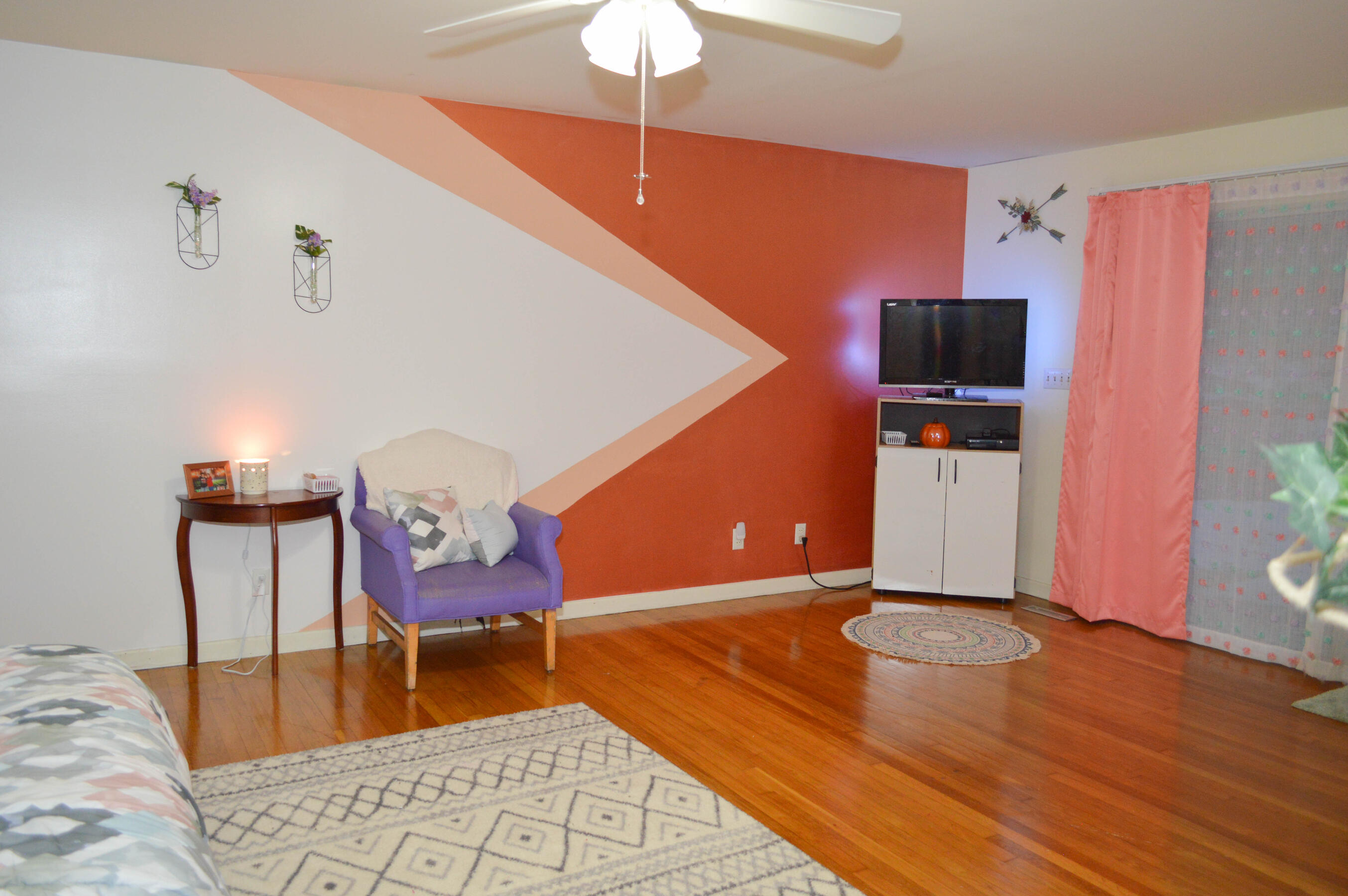508 Spring Avenue Southeast Wise, VA 24293 - Photo 34 of 51 bedroom 4 accent wall