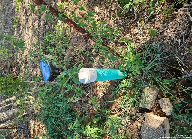 $114,991 | 1593 11th Street, Floresville, TX 78114