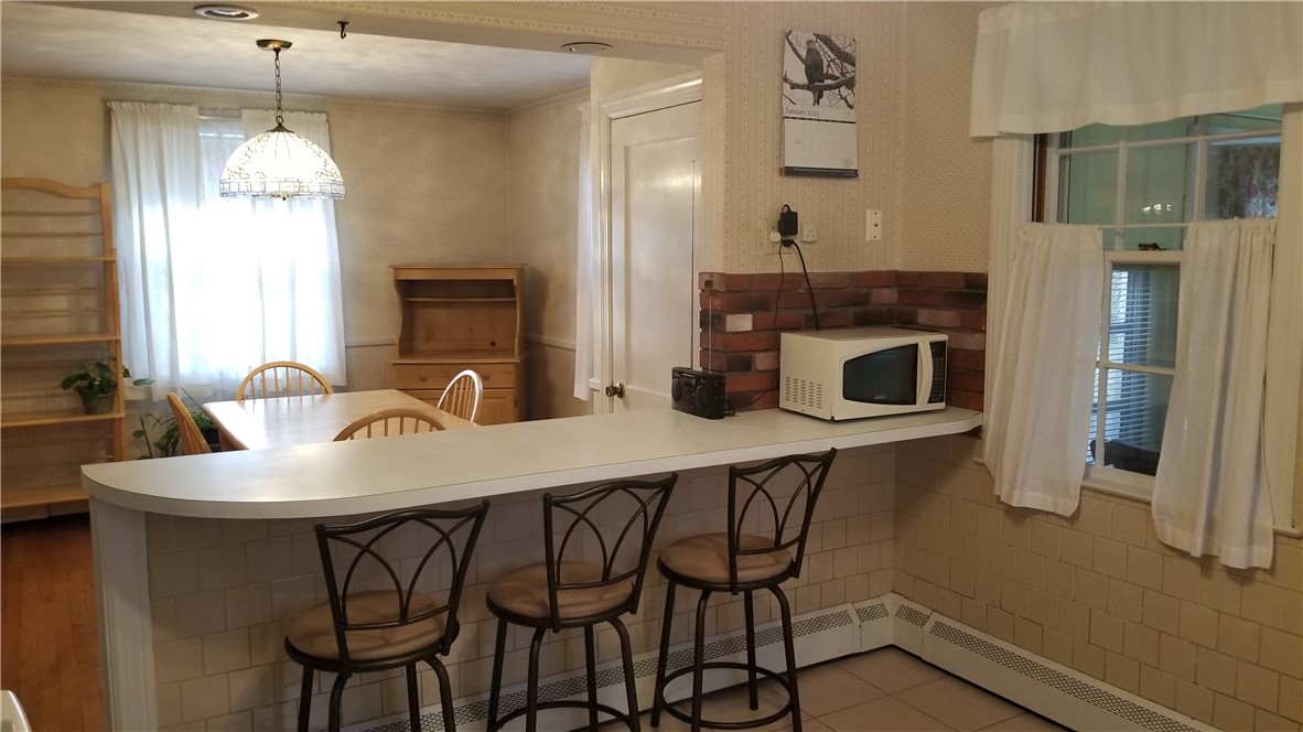 188 Sumner Avenue Warwick, RI 02888 - Photo 11 of 36