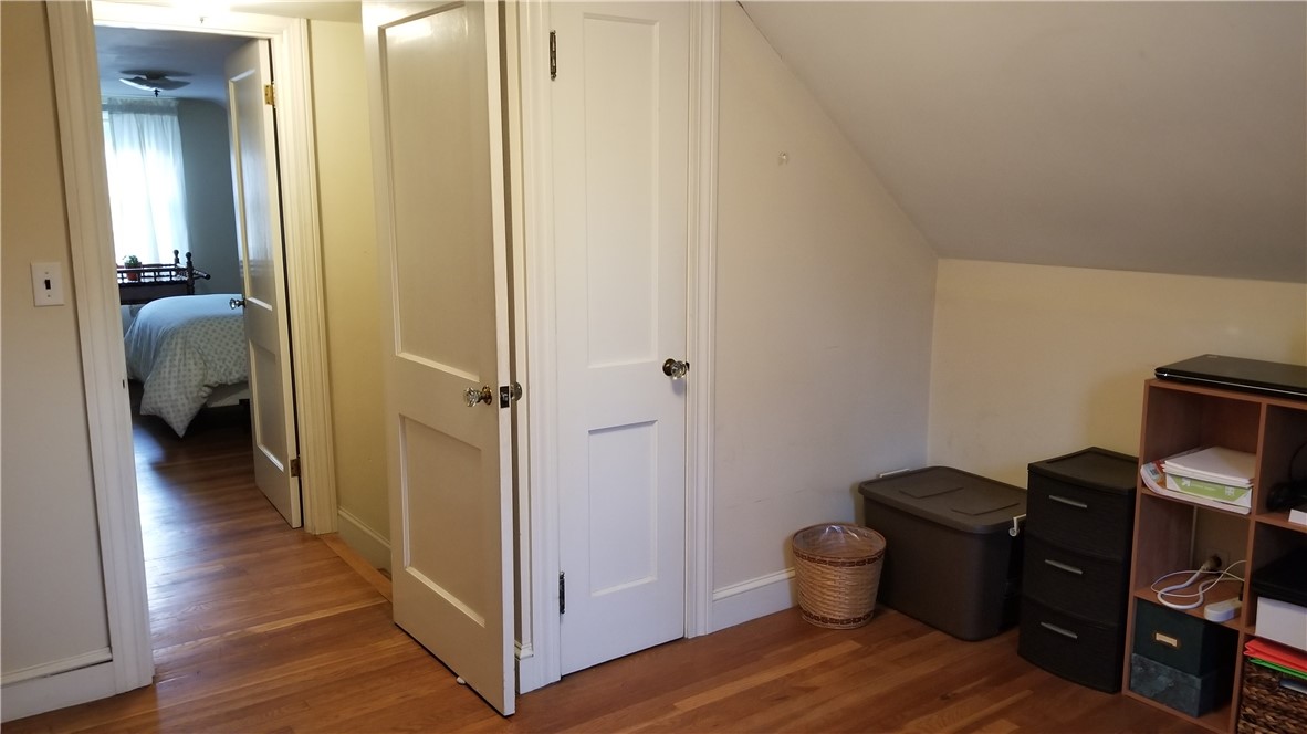 188 Sumner Avenue Warwick, RI 02888 - Photo 27 of 36