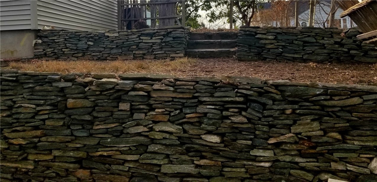 188 Sumner Avenue Warwick, RI 02888 - Photo 8 of 36