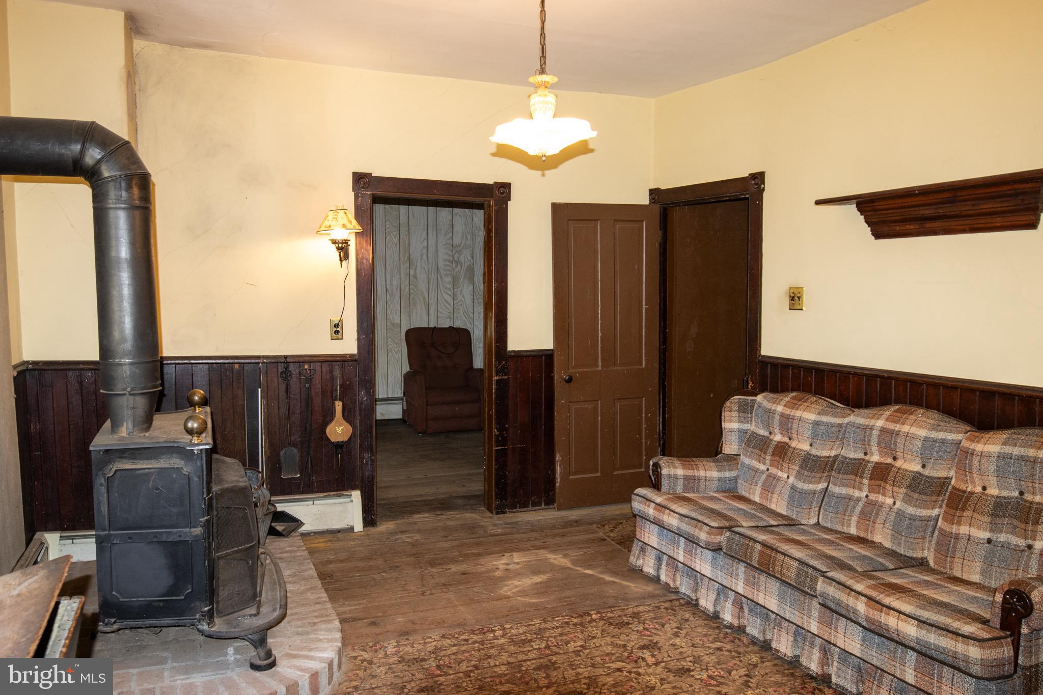 2139 Summer Valley Road New Ringgold, PA 17960 - Photo 8 of 47 Gallery Image 8