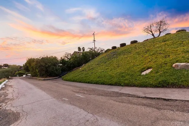 $1,100,000 | 4155 Conrad Drive, Spring Valley, CA 91977