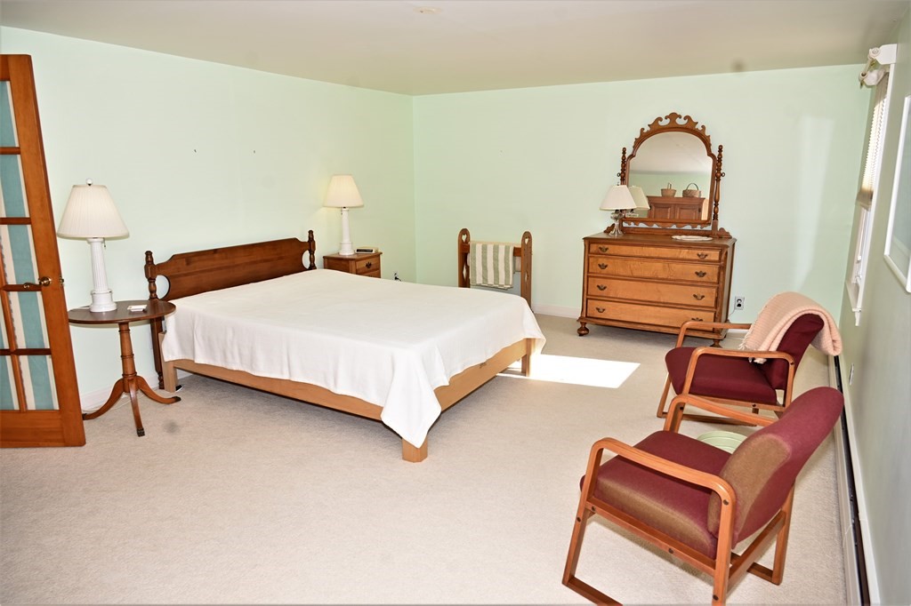 81 Whiting Way Needham, MA 02492 - Photo 20 of 30 Gallery Image 20