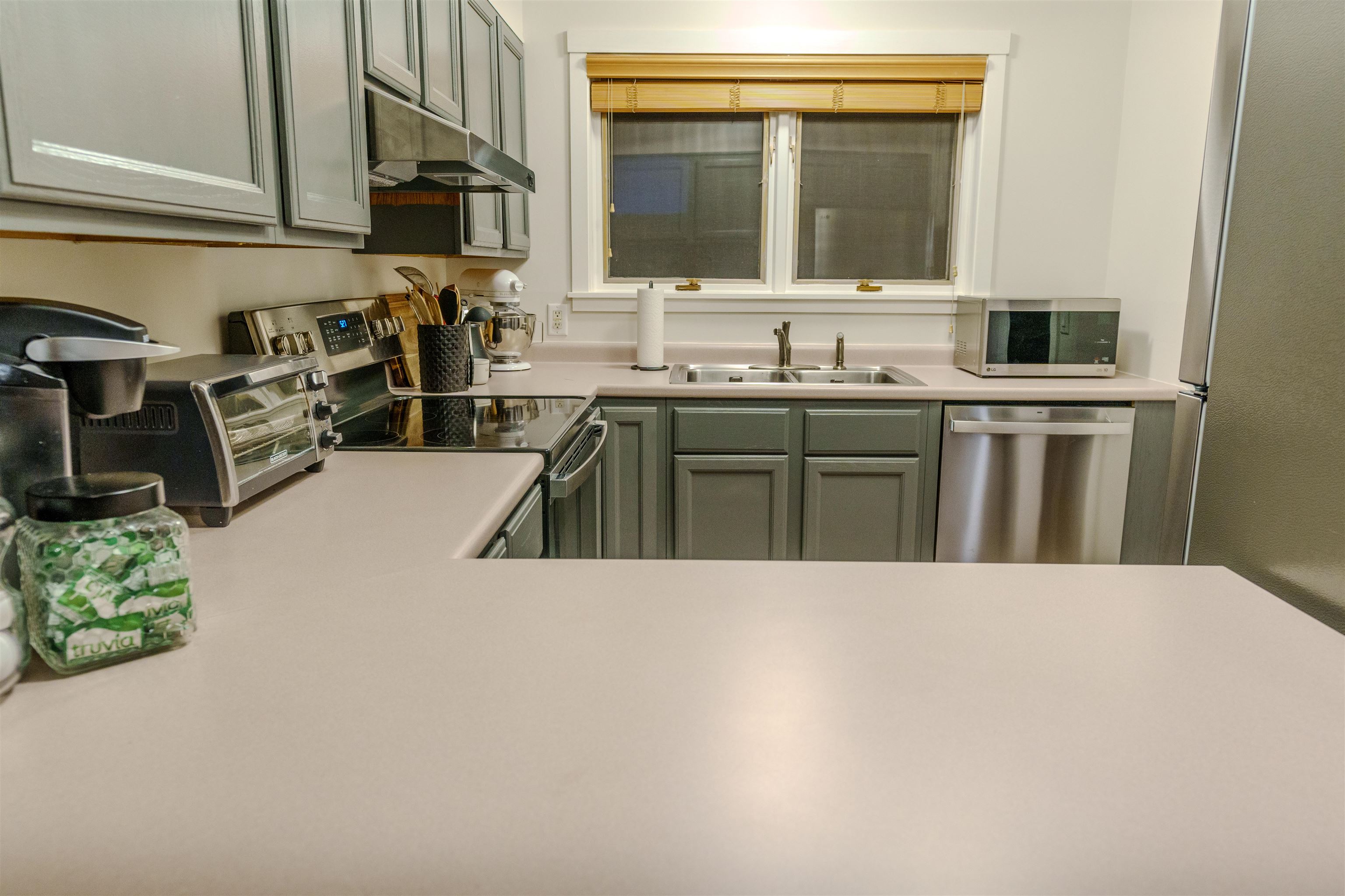 13 Courtyard Hanover, NH 03755 - Photo 14 of 33