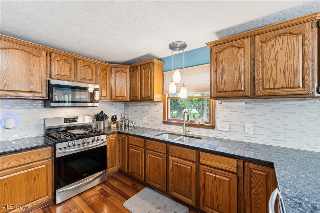344 Longspur Road Highland Heights, OH 44143 - Photo 10 of 50