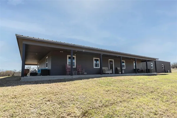 $1,200,000 | 2216 North Greenbrier Road, Nocona, TX 76255