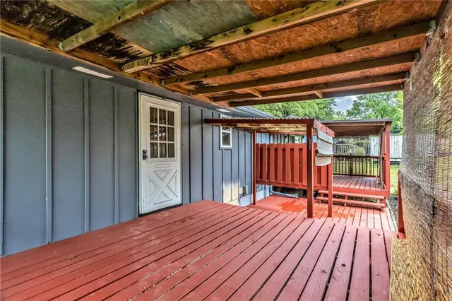 $260,000 | 300 North Holder Road, Independence, MO 64050