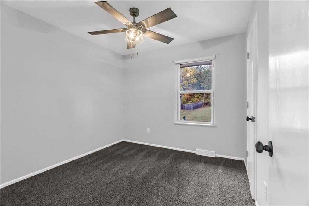 300 North Holder Road Independence, MO 64050 - Photo 9 of 28