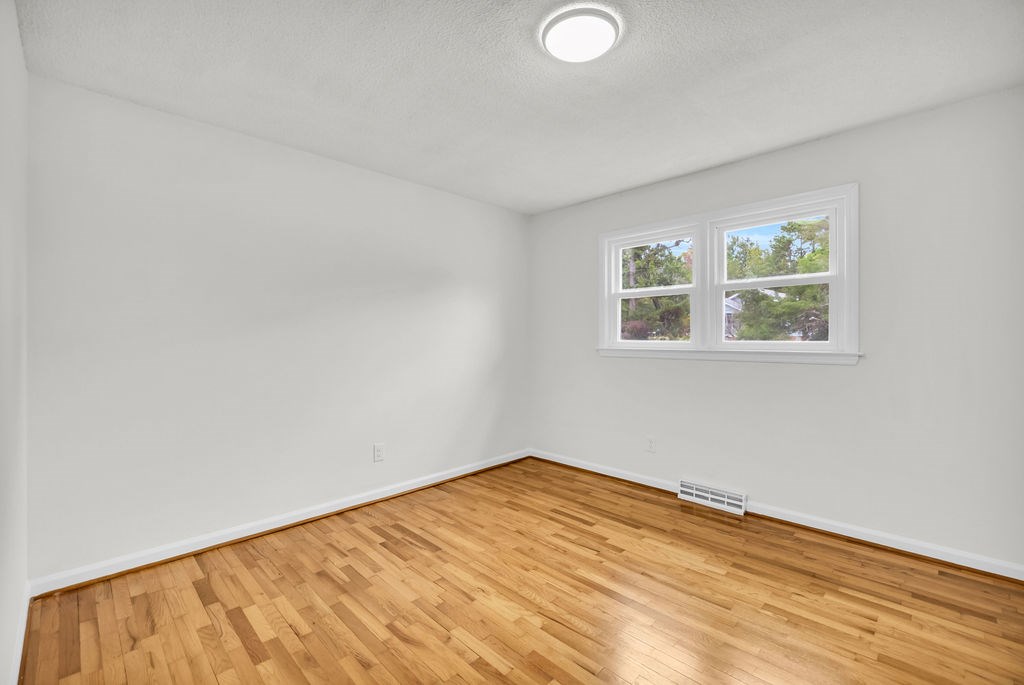 108 Mosley Road Greenwood, SC 29646 - Photo 15 of 27 Gallery Image 15