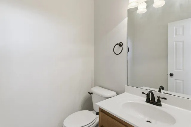 $1,800 | 209 Newport Cove Court, Thompson's Station, TN 37179