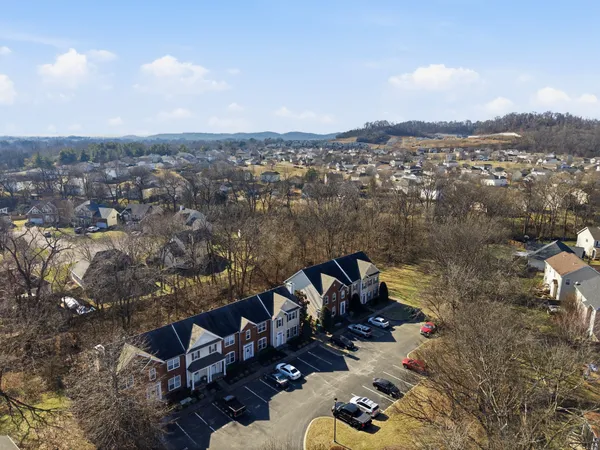 $1,800 | 209 Newport Cove Court, Thompson's Station, TN 37179