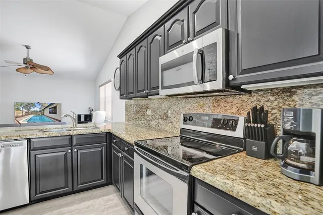 $545,000 | 141 Roycourt Circle, Royal Palm Beach, FL 33411