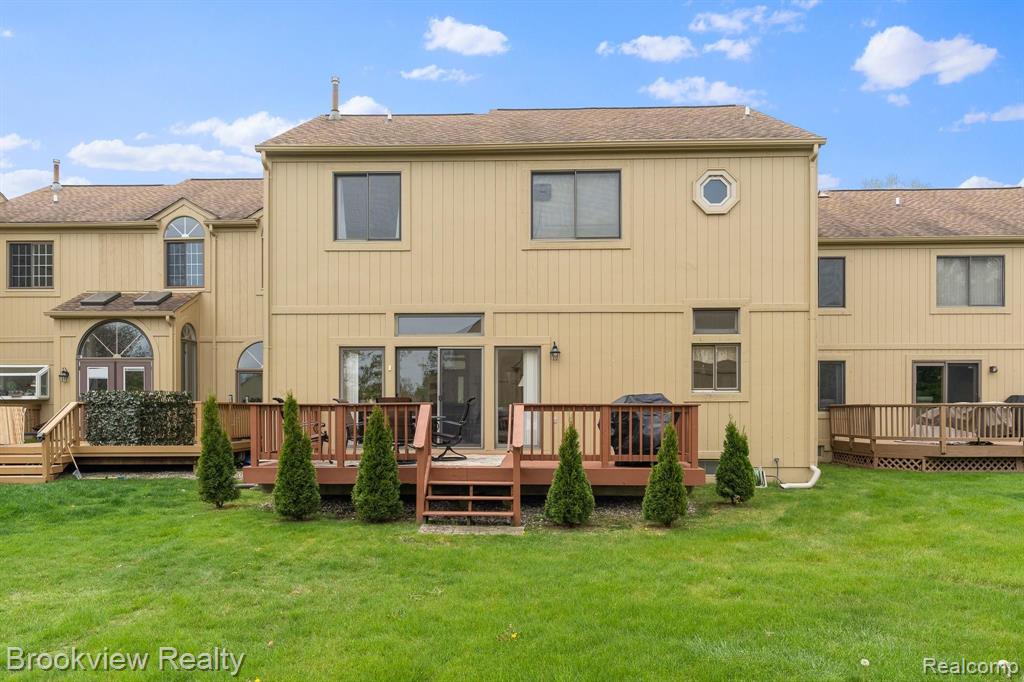 2255 Crystal Drive Rochester Hills, MI 48309 - Photo 25 of 29