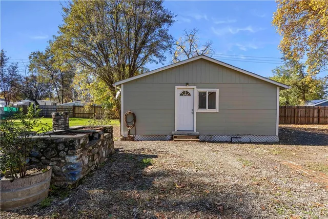 a house view with a outdoor space