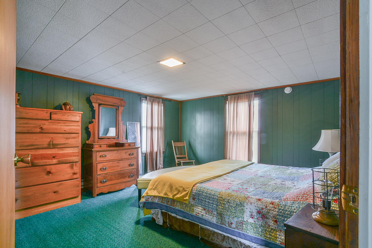 416 Union Street Erwin, TN 37650 - Photo 28 of 39 416 Union bedroom 4-1