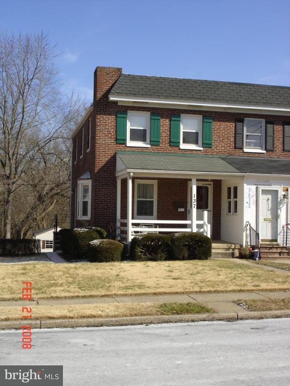 137 Riverside Avenue Lancaster, PA 17602 - Photo 1 of 14 Gallery Image 1