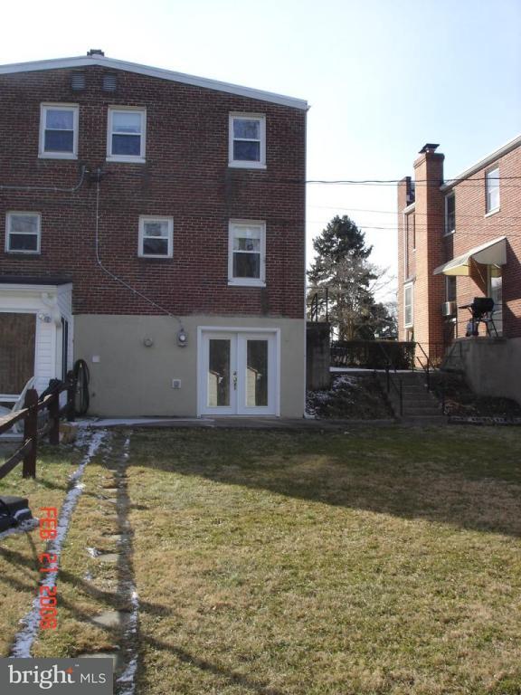 137 Riverside Avenue Lancaster, PA 17602 - Photo 2 of 14 Gallery Image 2