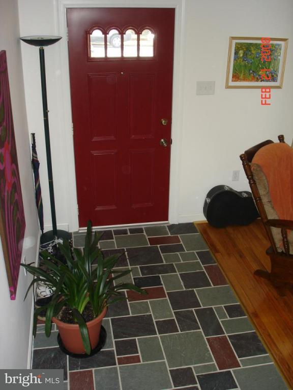 137 Riverside Avenue Lancaster, PA 17602 - Photo 8 of 14 Gallery Image 8