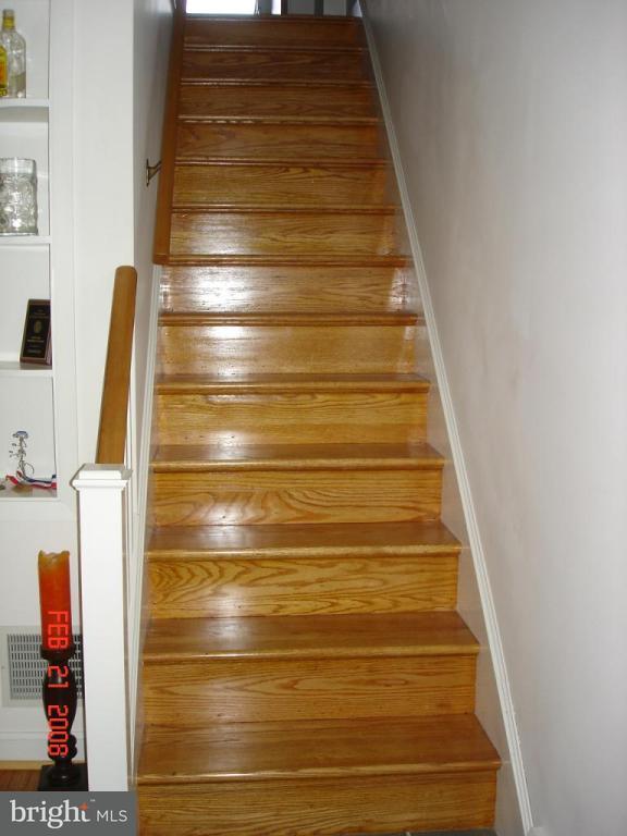 137 Riverside Avenue Lancaster, PA 17602 - Photo 9 of 14 Gallery Image 9