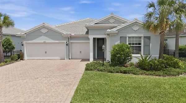 $756,000 | 12311 Blue Hl Trail, Bradenton, FL 34211