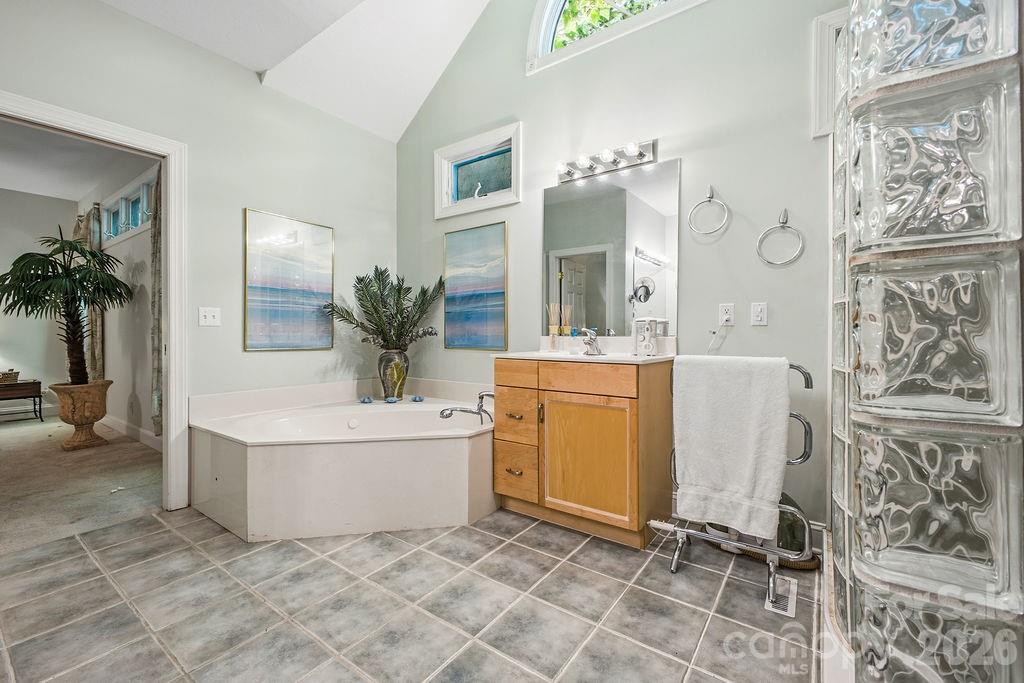 3121 Cove Loop Road Hendersonville, NC 28739 - Photo 23 of 48