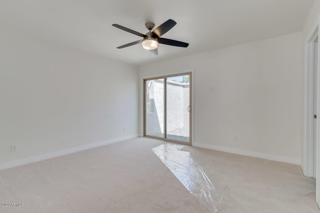 7475 East Raintree Court Scottsdale, AZ 85258 - Photo 20 of 38 an empty room
