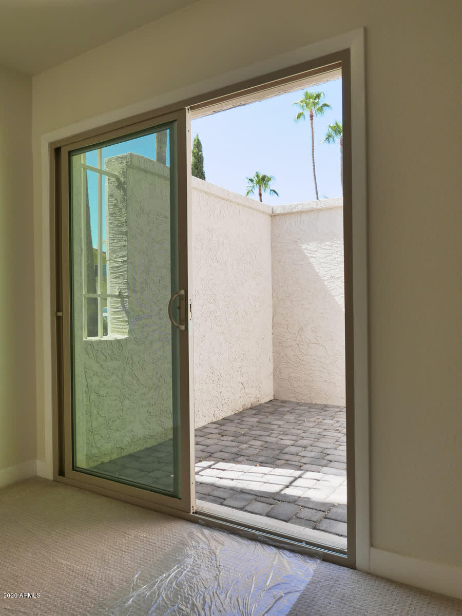 7475 East Raintree Court Scottsdale, AZ 85258 - Photo 24 of 38 a view of room